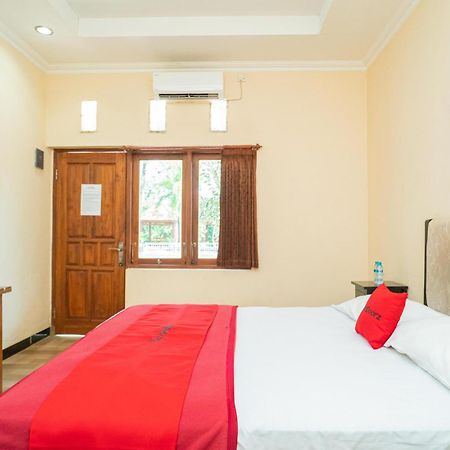 Reddoorz @ Panglima Sudirman Madiun Hotel Eksteriør billede