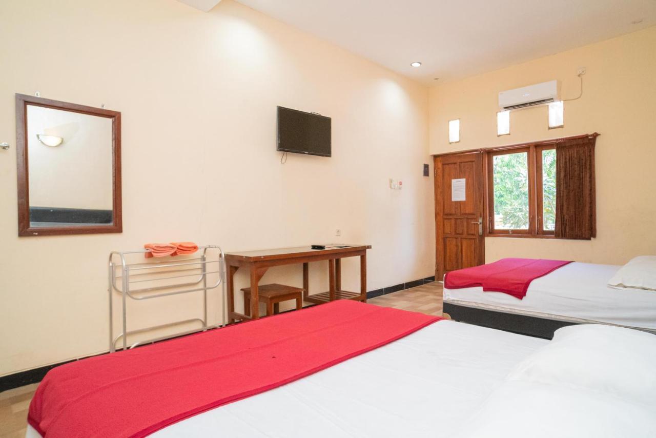 Reddoorz @ Panglima Sudirman Madiun Hotel Eksteriør billede
