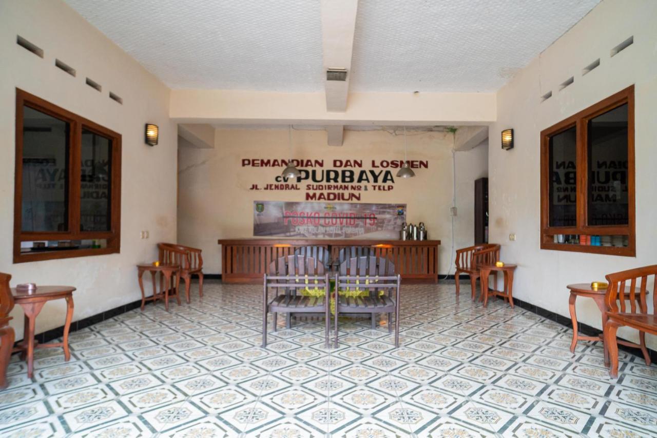 Reddoorz @ Panglima Sudirman Madiun Hotel Eksteriør billede