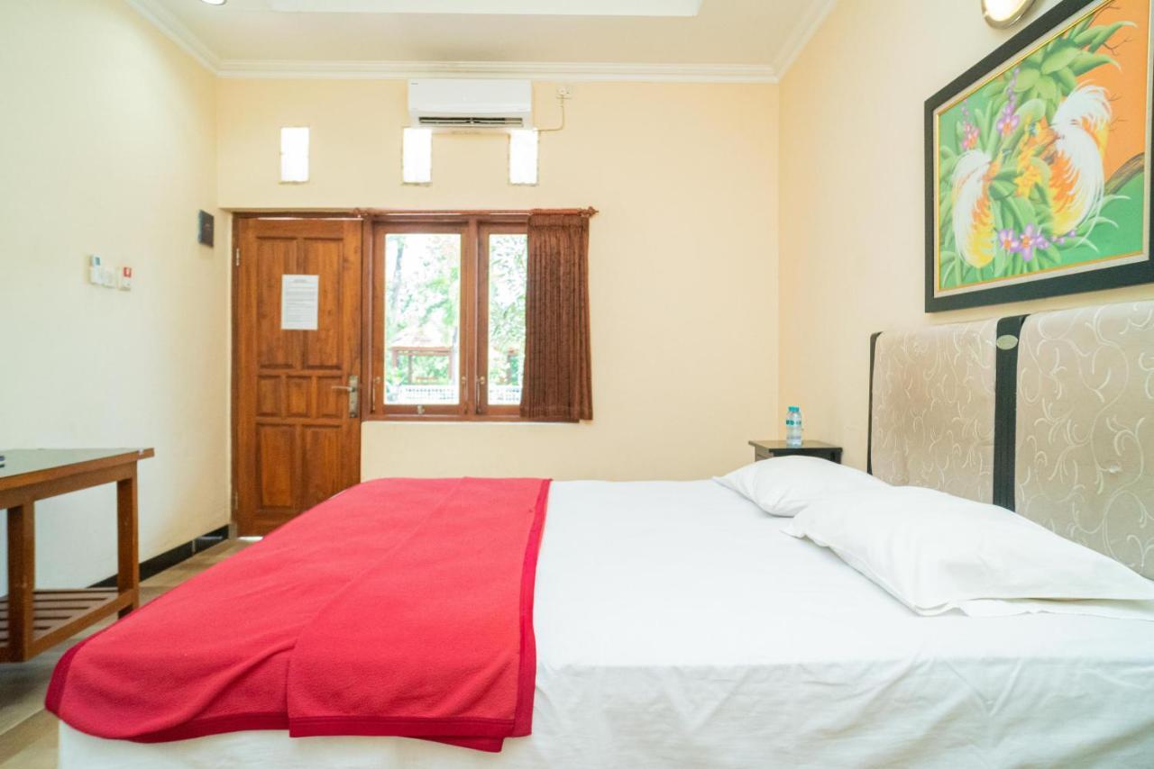 Reddoorz @ Panglima Sudirman Madiun Hotel Eksteriør billede